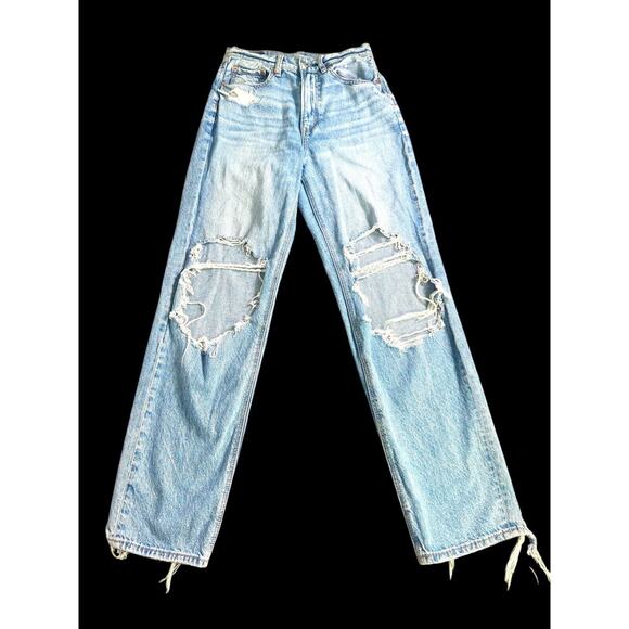 Distressed Light Blue Women's Jeans - Picture 1 of 12